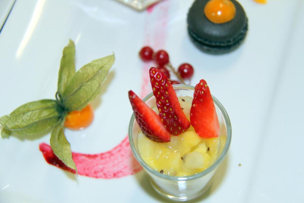 Logis Hotel Restaurant Le Grand Turc LʼOie Dış mekan fotoğraf